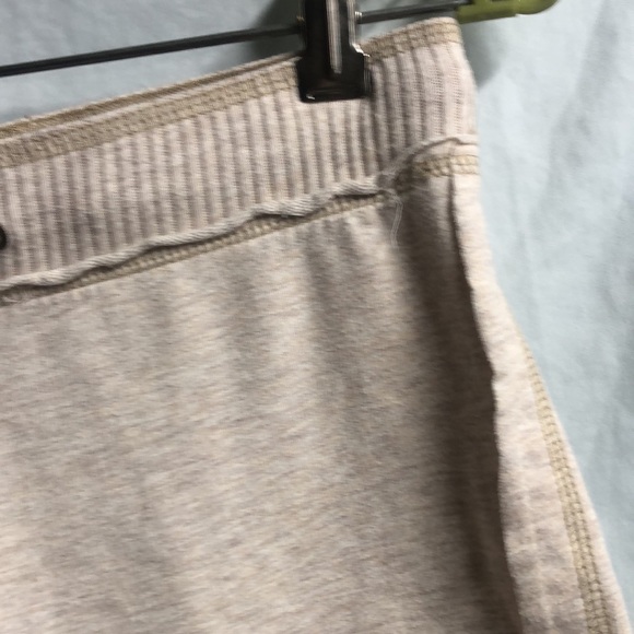 Cream planet gold combat shorts euc small 28” - Picture 6 of 8